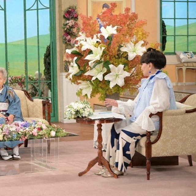 黒柳徹子さん（右）とトークを繰り広げる玉川祐子さん、太福さん