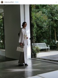 伊東美咲さん公式インスタグラム、2024年11月の投稿から