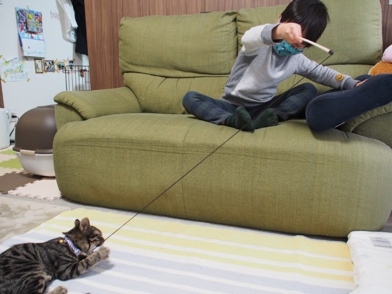 「みーちゃんが、釣れたあ」