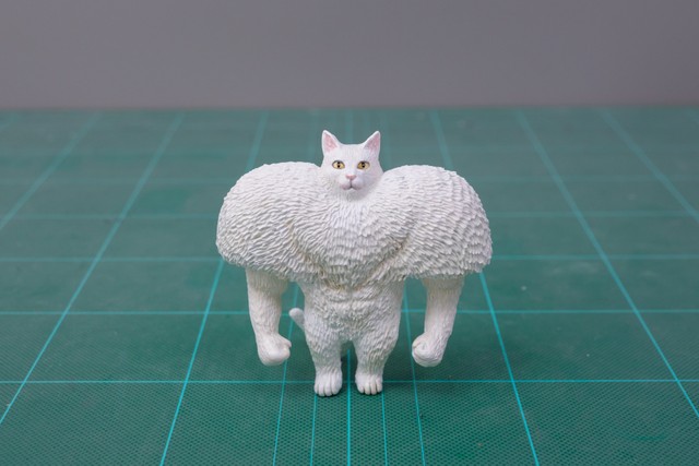 ネタ造形師のめーちっさいさんがマッチョなハク様のフィギュアを作りました！（めーちっさいさん提供）