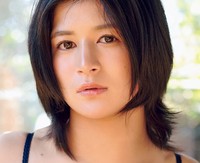 山岡聖怜（撮影／鈴木大喜　ヘアメイク／塩田結香（JULLY）　スタイリング／米丸友子）