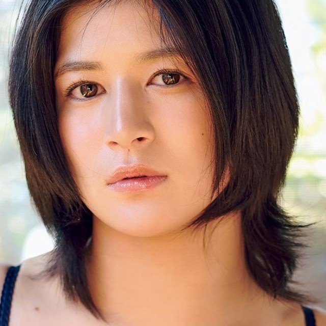 山岡聖怜（撮影／鈴木大喜　ヘアメイク／塩田結香（JULLY）　スタイリング／米丸友子）