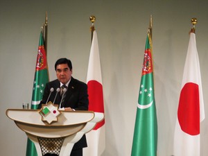 ロシアや中央アジアの政権はなぜ長期化するのか？　辞めるに辞められない男たち