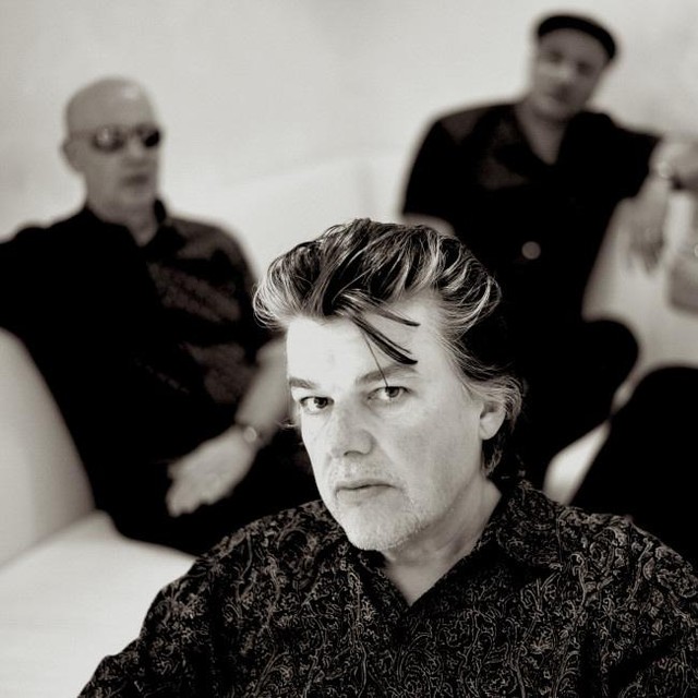 　ブロウ・モンキーズ