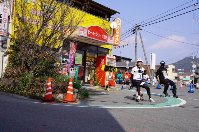 参加者は31チーム。コース取りが難しい