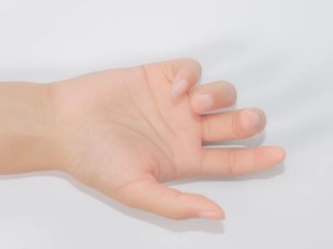 握った推しの手の生々しい感触は、彼が人間であることを教えてくれた