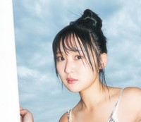 本多もか「旬撮GIRL Vol.30」(扶桑社)より＝撮影：高橋慶佑 ヘアメイク：KEIKO（renewal） スタイリング：毛塚由恵
