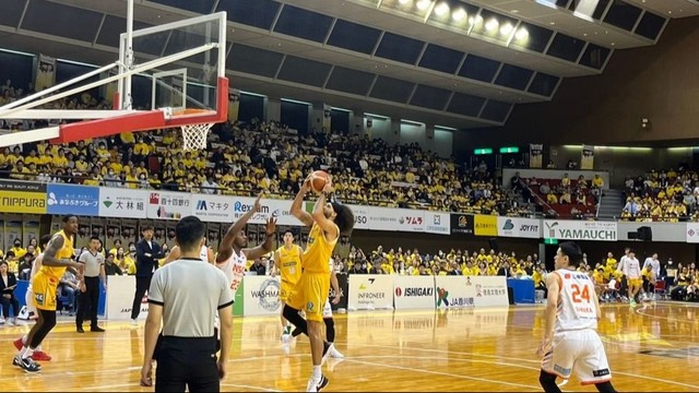 B2昇格PO 準々決勝第3戦 香川ー新潟（4月28日　高松市総合体育館）