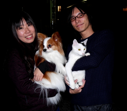 夜の散歩（一家でお見送りをしてくれました）